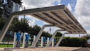 KC Logistics Park, BNSF Intermodal Responsible Utility-Scale Solar Parking Lot Canopies with Elect5ric Vehicle Charging Stations